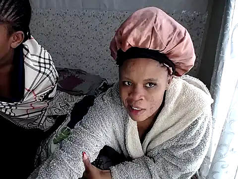 BendMeOverXX webcam