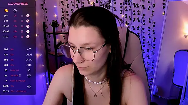 LinaBlossom_ webcam