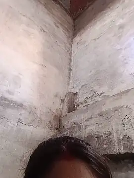 Maya_mohni webcam