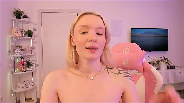 Tiffany_Paw webcam