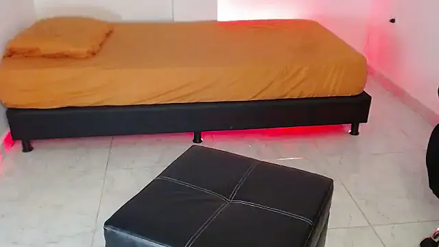 Annie_Cervantez webcam
