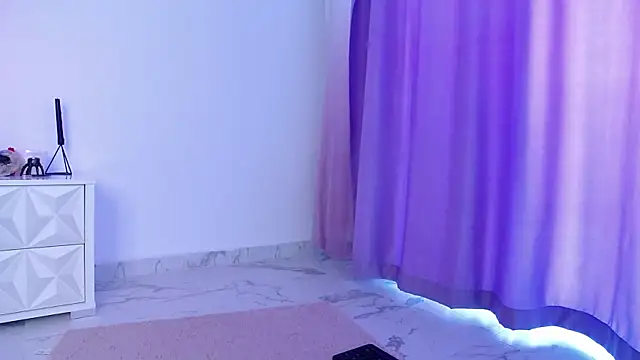 RavenFoxxy webcam