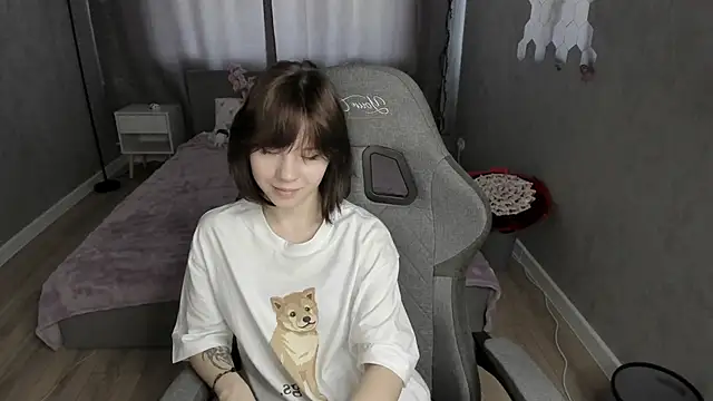 Loly_Cuttie webcam