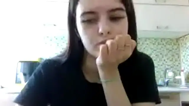 KikiAmino webcam