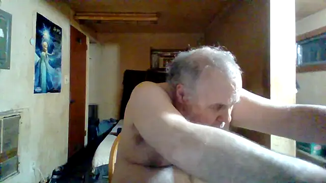 Nightshade1195 webcam