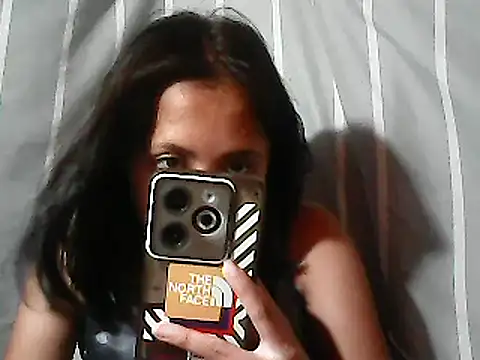 Yours_AsianPinayGirl18 webcam
