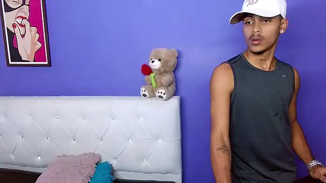 Angel_foxc13 webcam