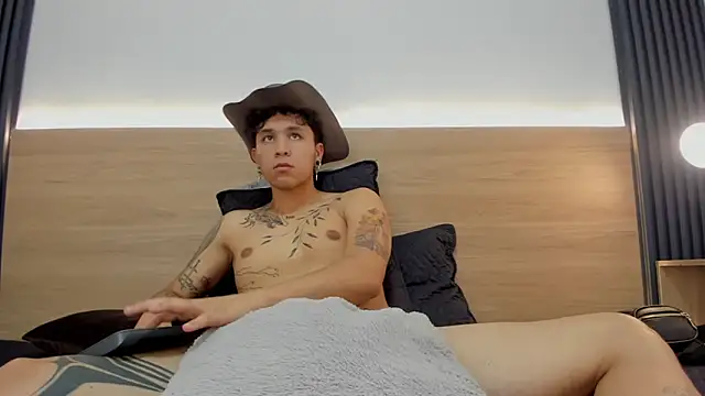 Liam__fox webcam