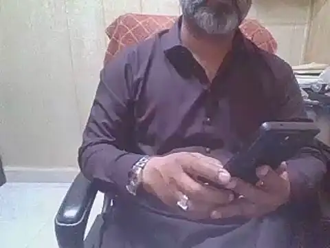hairymaster95 webcam
