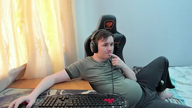 iliaskrislove webcam