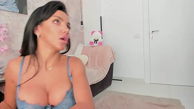 Erika_Bee webcam
