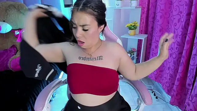 liany_taylor webcam