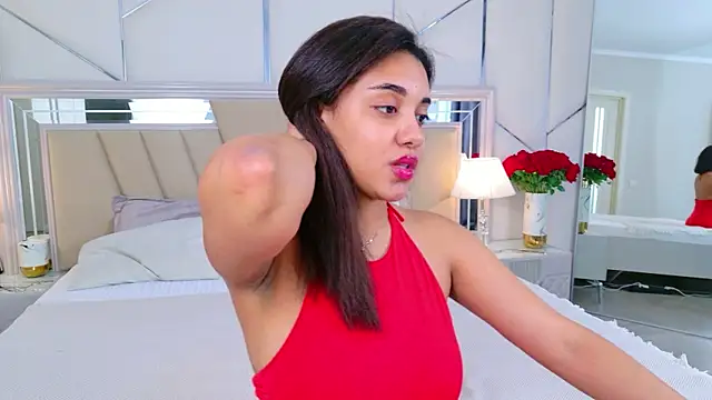 Luna_Cortier webcam