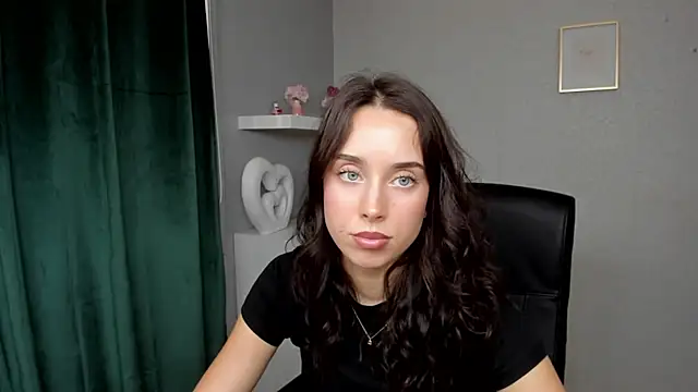 AdeleSolo webcam