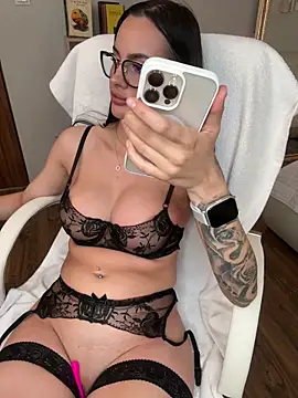 BabyyGirll_ webcam