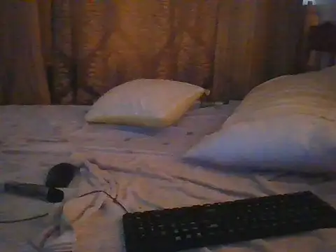 sweet_naughty webcam