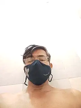 bottom_monty webcam