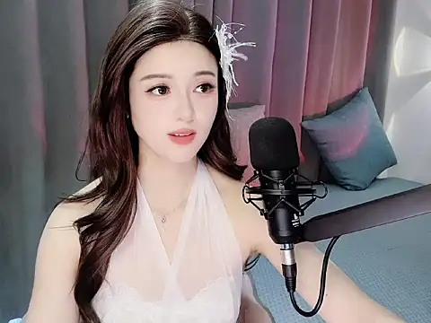 Momo-Wow webcam