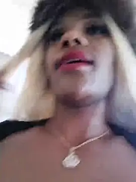 CaramelCandyxx webcam