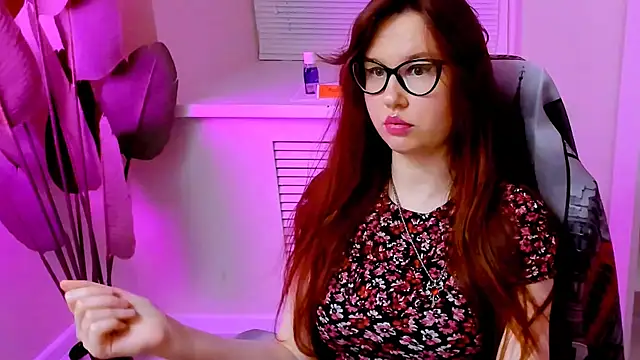 CarolGiggly webcam