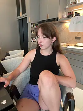 Sarahhh_xxx webcam