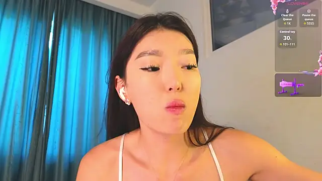 AudreyMell live sex cam