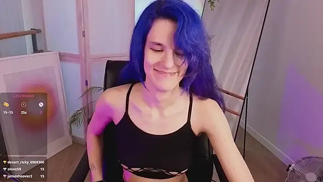 AuraLaunni webcam