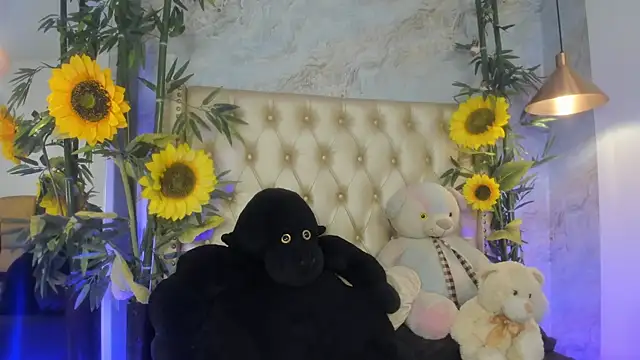 LittleeJaz webcam