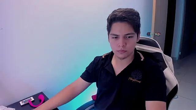 Asta_YunoXXX webcam