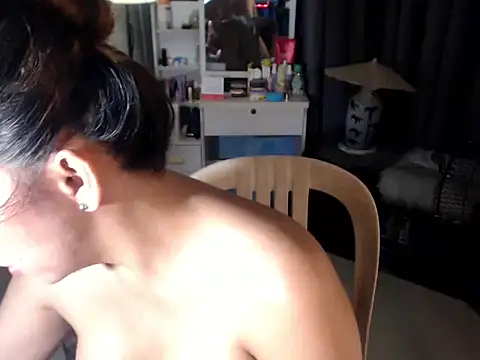 RencyMoore Live Webcam on Stripchat