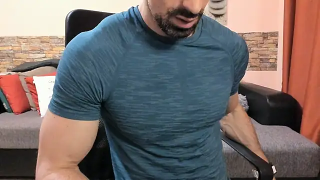 HotHunkTrainer webcam