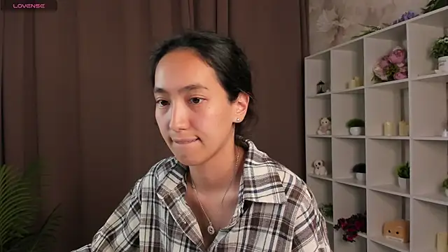 FlirtyAura webcam