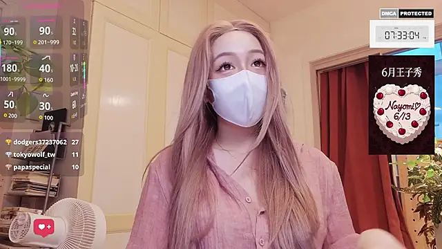 nayomi_34f