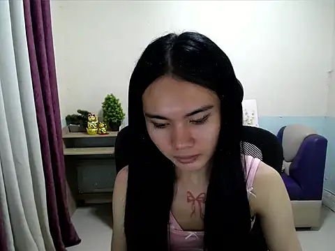 devine_goddess webcam