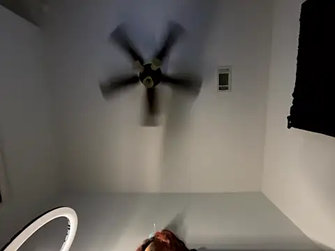 luvmesumscorpio661 webcam