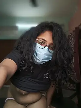 TheEbonyQueen@xh webcam