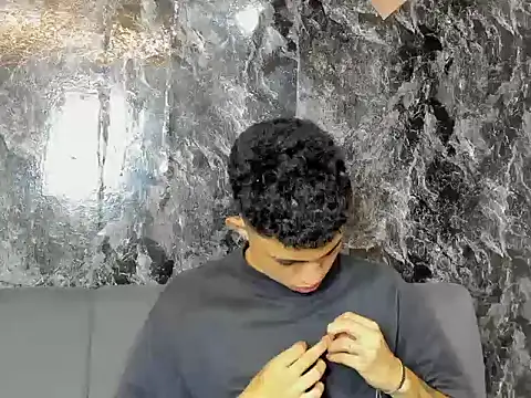 cameron_lux77 webcam
