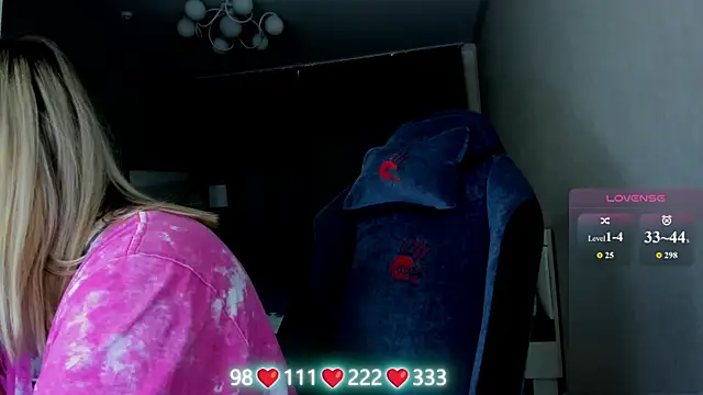 Olivia_Munk webcam