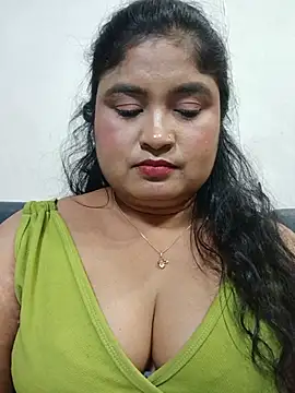 hornyriyanka webcam
