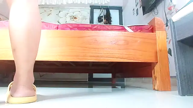 lyly_asian webcam