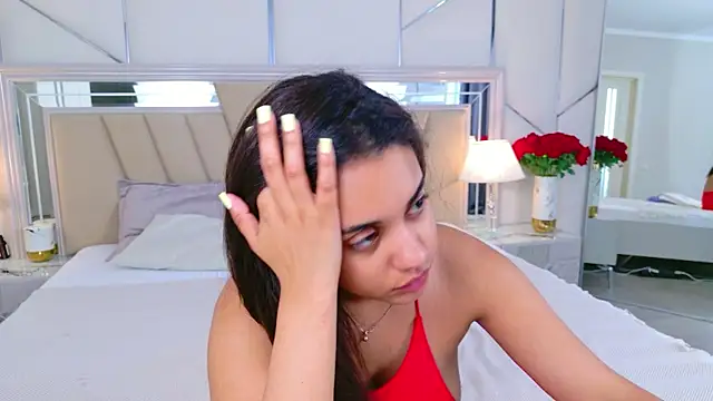 Luna_Cortier webcam