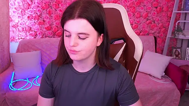 KristiFoxy webcam