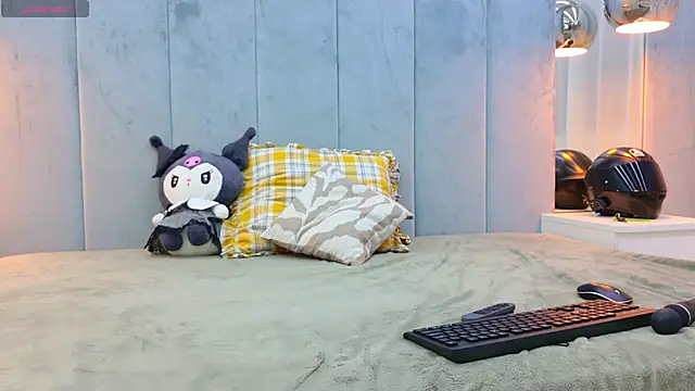 christahot webcam