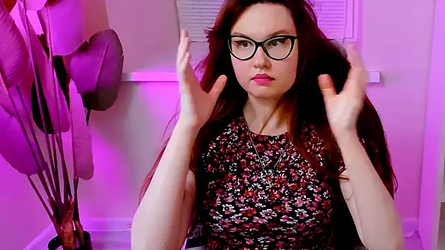 CarolGiggly webcam
