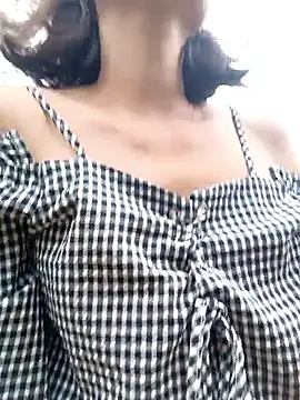 Linda-yiyi webcam