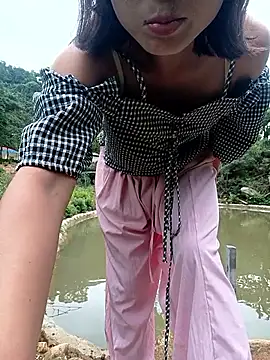 Linda-yiyi webcam