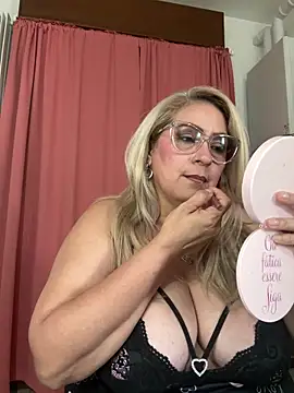 x_elena_x webcam