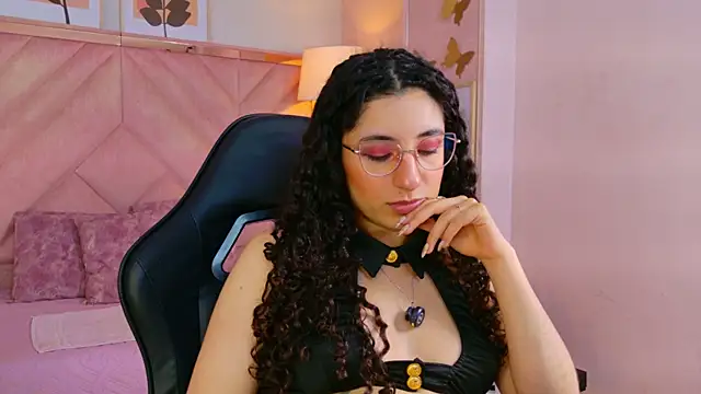 DemiJones_ webcam
