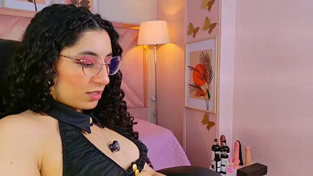 DemiJones_ webcam