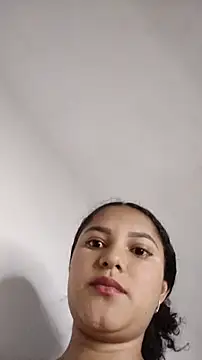 LiaRose- webcam